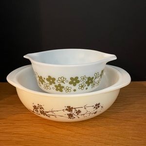 Pyrex Golden Cherry Blossom 024 + Spring Flower 472, no Lids